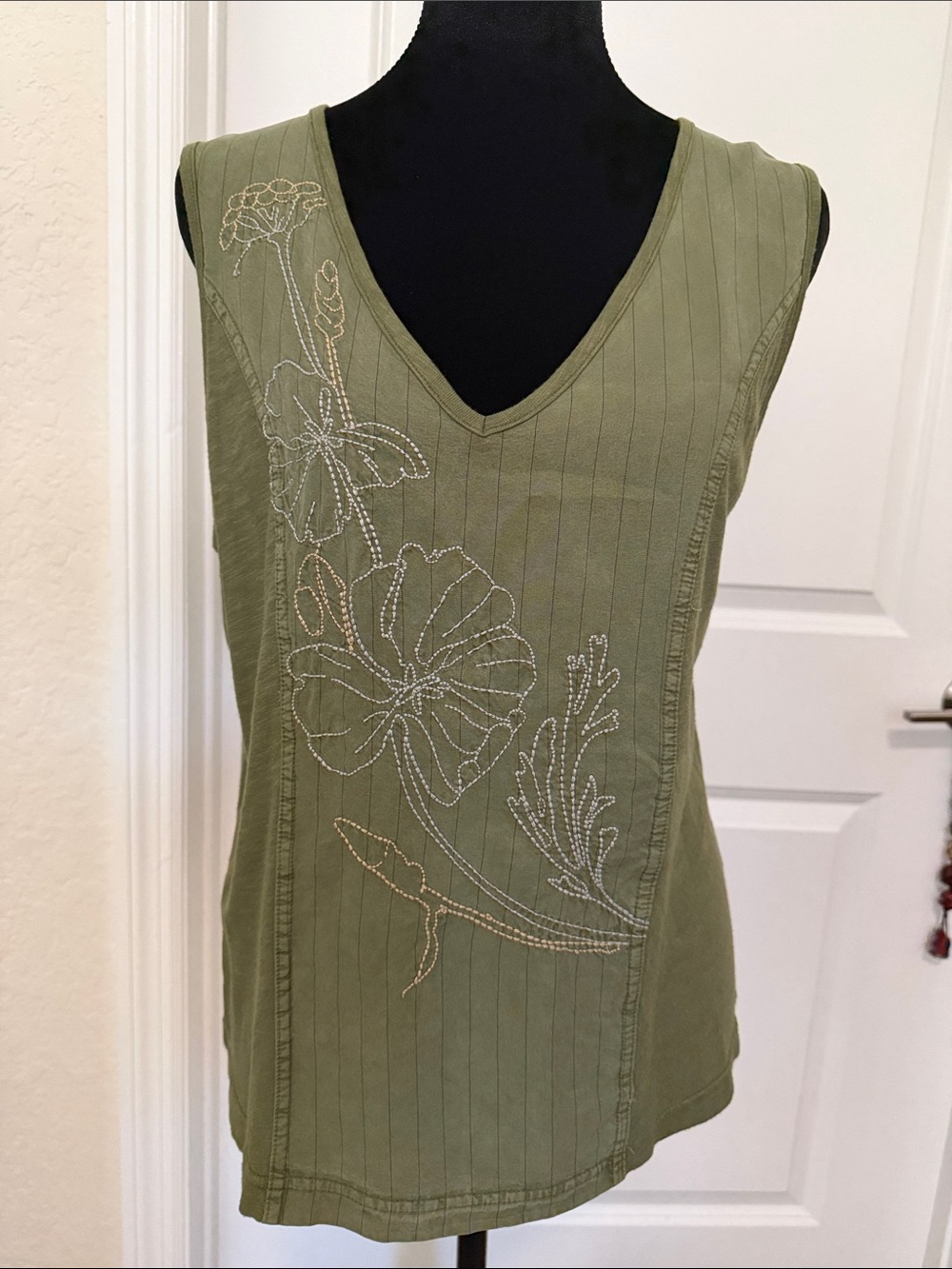 NWT XCVI Olive Green V-Neck Ribbed Tank with Floral Embroidery